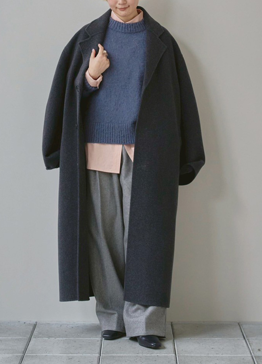 羊毛落肩長大衣